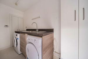 Photo 16- click for photo gallery